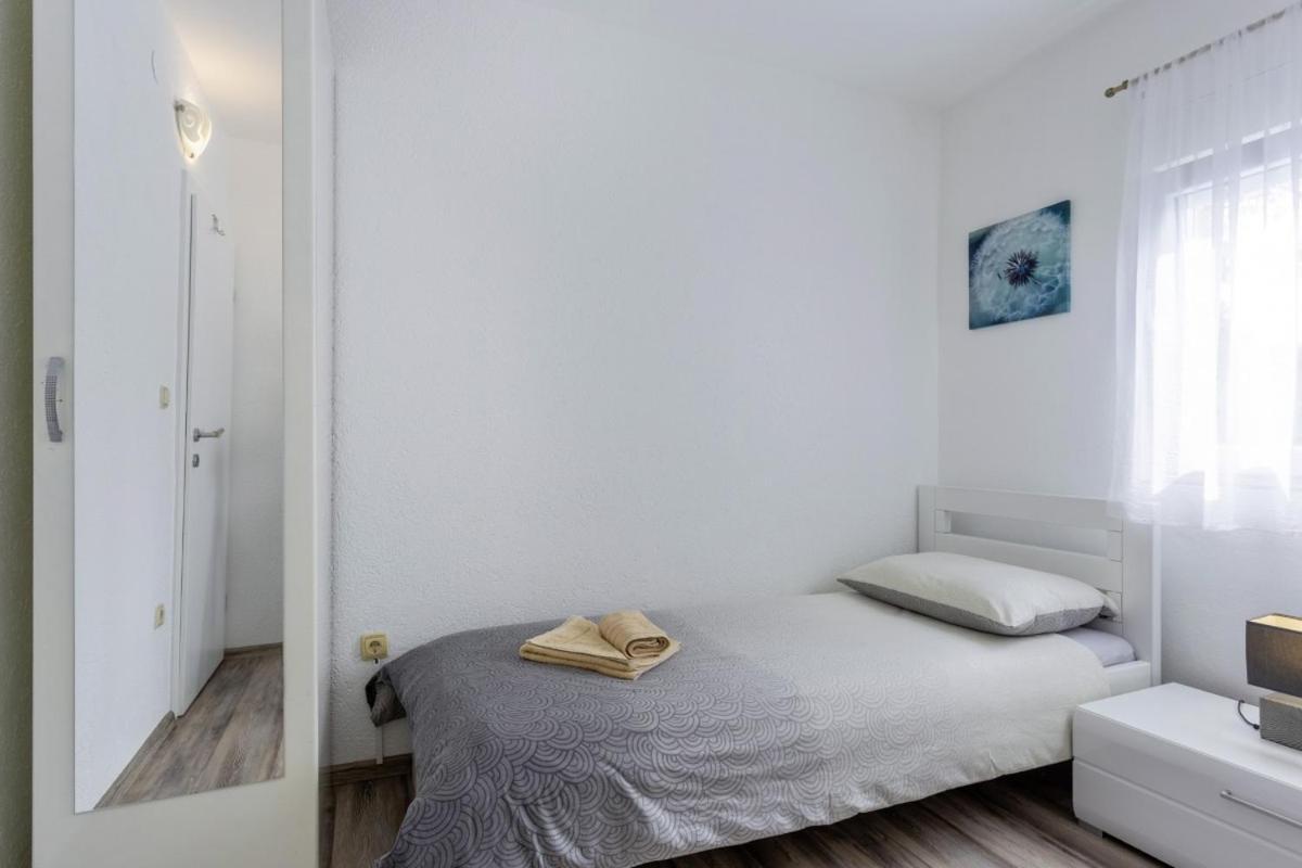 파자나 Nina In Peroj - Haus Fuer 6 Personen 빌라 외부 사진